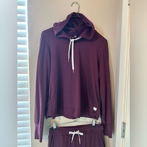 Vuori Halo Essential Hoodie